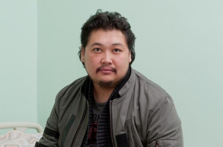 Аскар Узабаев: «Сейчас творится сумасшедший дом в киноиндустрии»